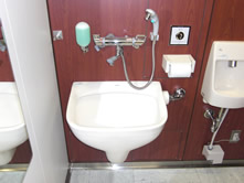 【トイレブース内】（蓮田SAの設置例）