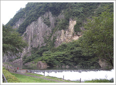 材木岩