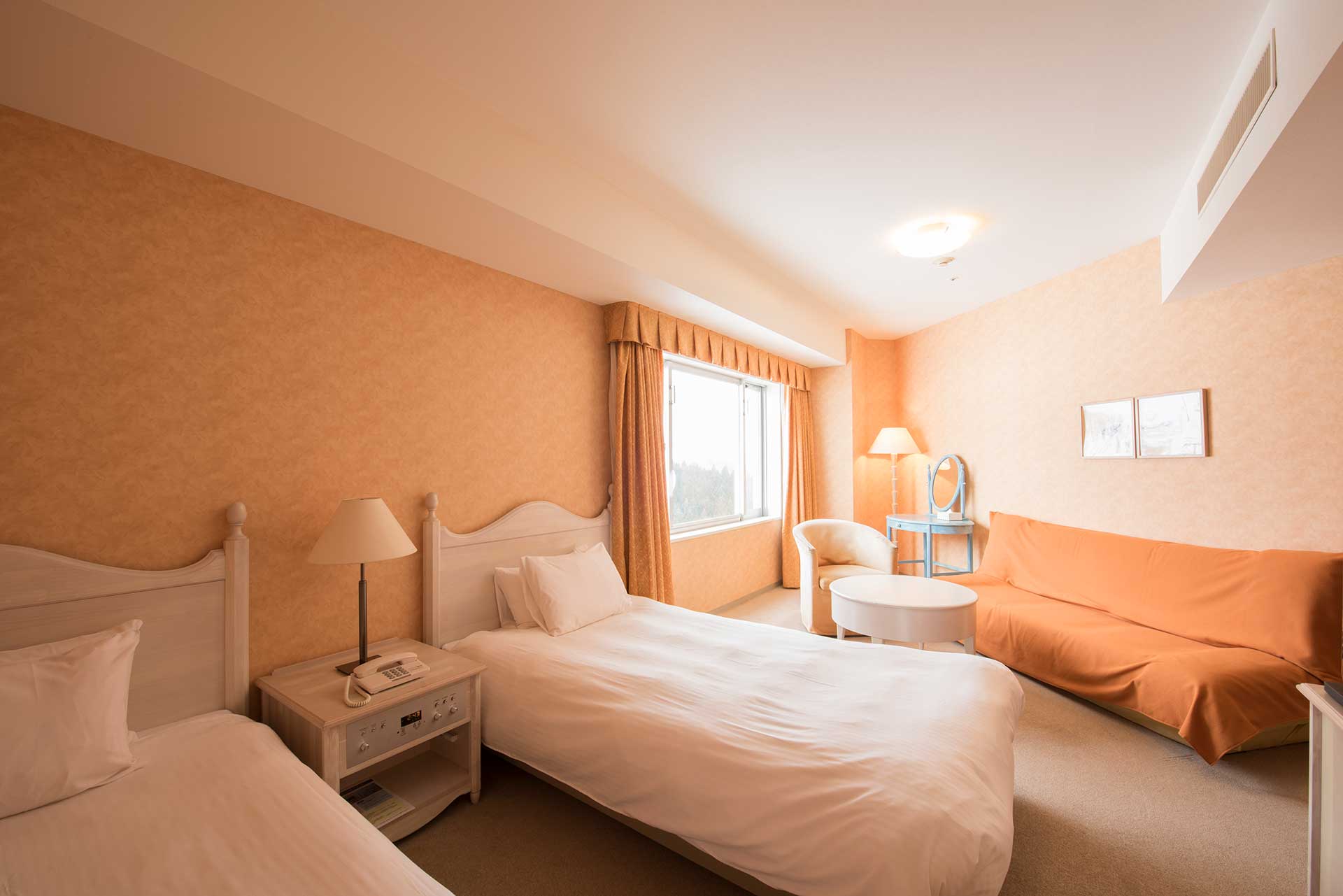 2.舞子高原ホテルのイメージ画像（クリックで拡大）