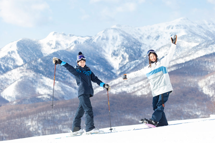 リフト1日優待券5名さま ホワイトワールド尾瀬岩鞍 アンケートプレゼント ウィンターパス