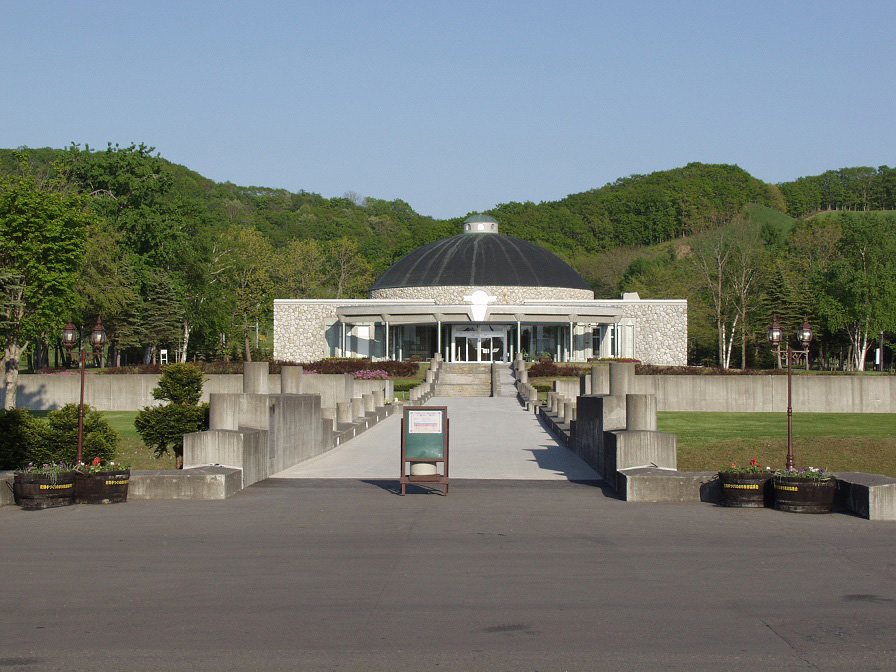 忠類ナウマン象記念館