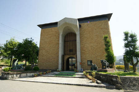 信州新町美術館・有島生馬記念館・信州新町化石博物館（長野市立博物館分館）