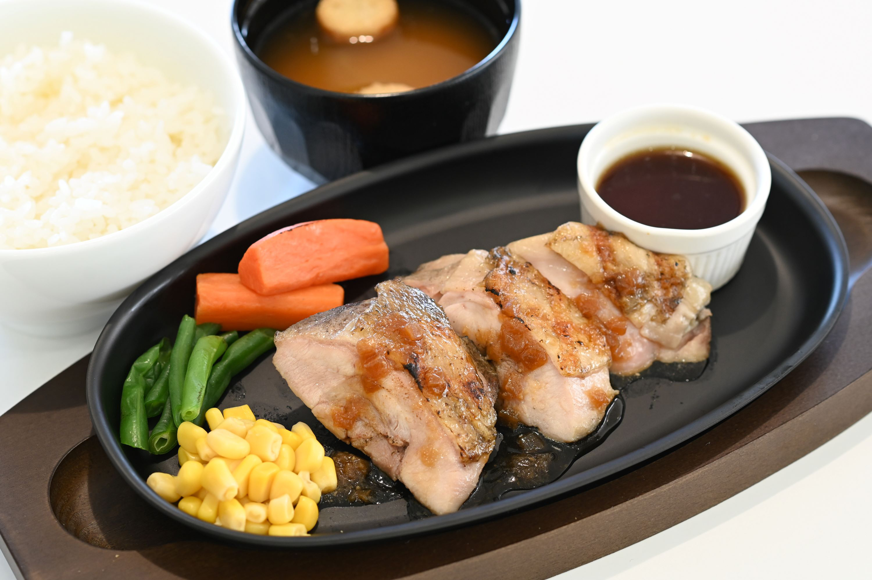 森林どりチキングリル