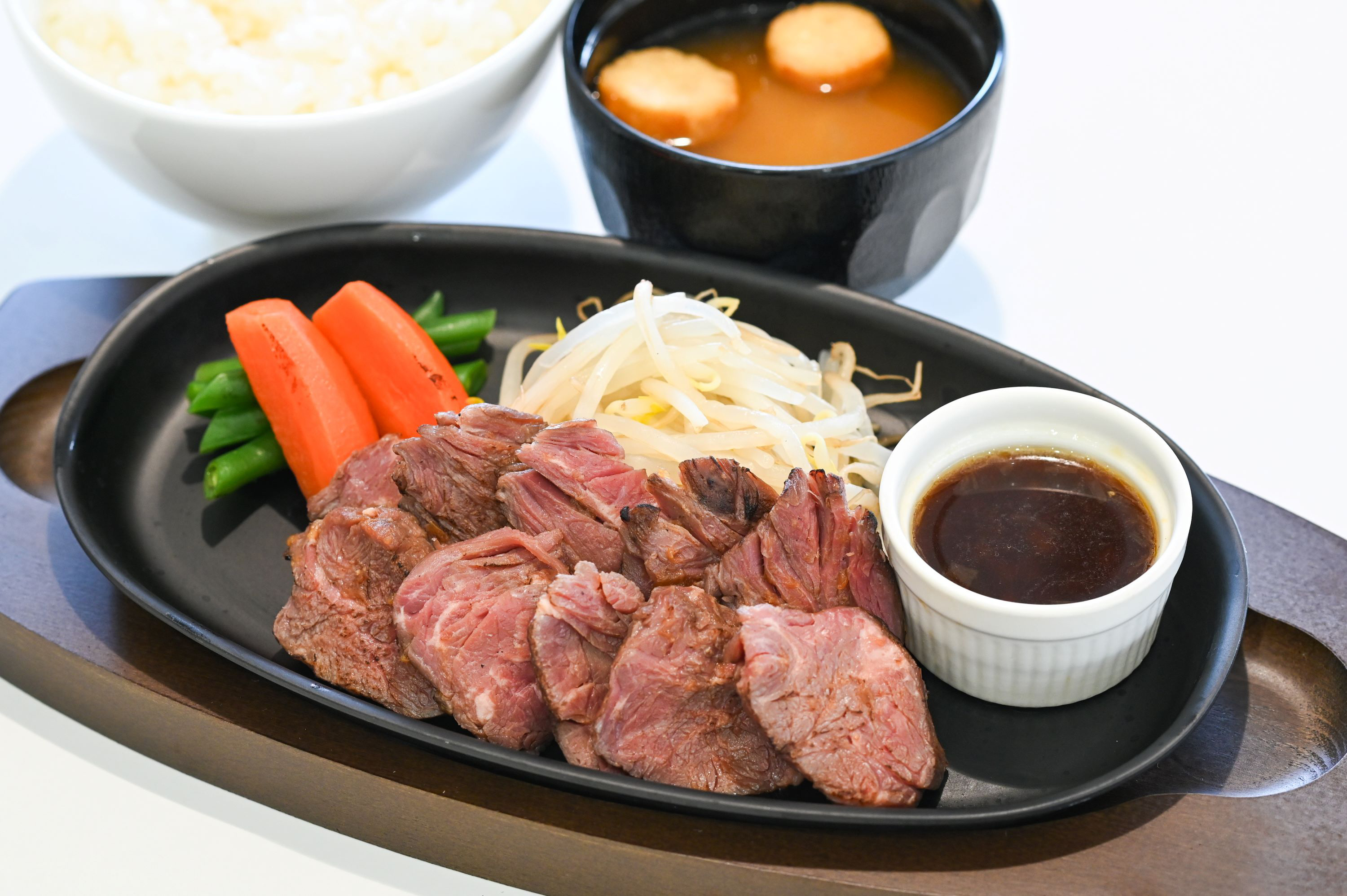 牛ハラミ定食 1人前