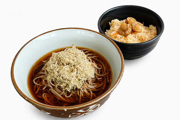 根こんぶ入りとろろそば 帆立ご飯セット