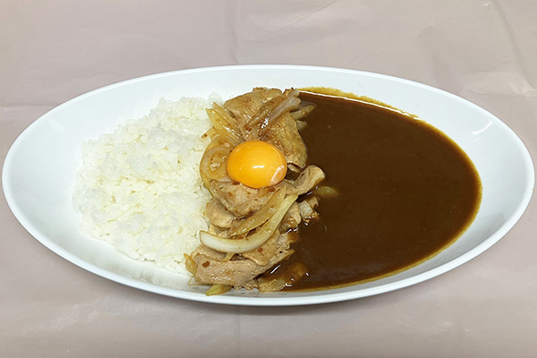 麓山高原豚スタミナカレー