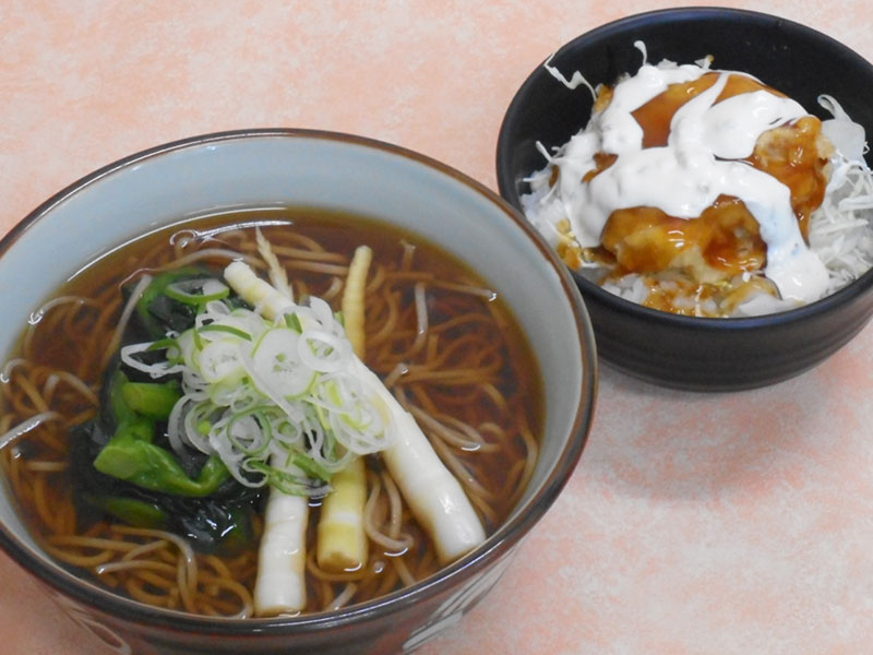 春うどん(そば)ミニミニ鶏南蛮丼セット