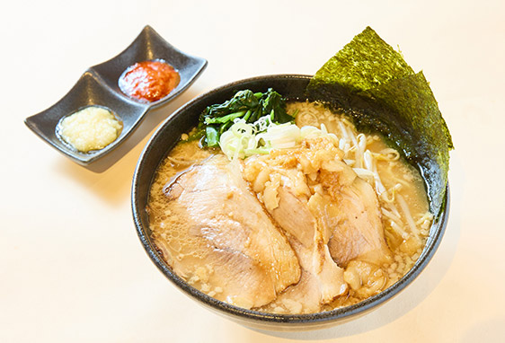 赤城盛り こってり背脂チャーシューメンの画像