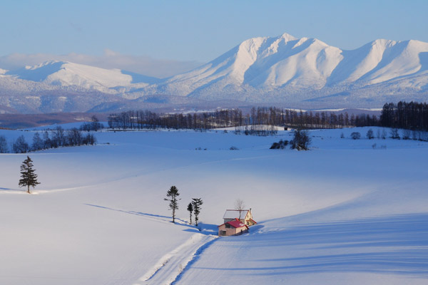 「白銀の世界に黄昏迫る」のイメージ画像