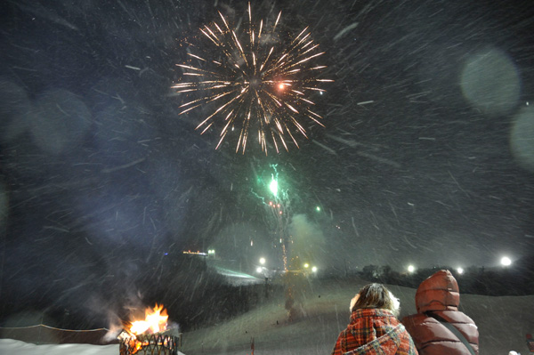 「小樽市天狗山スキー場花火」のイメージ画像