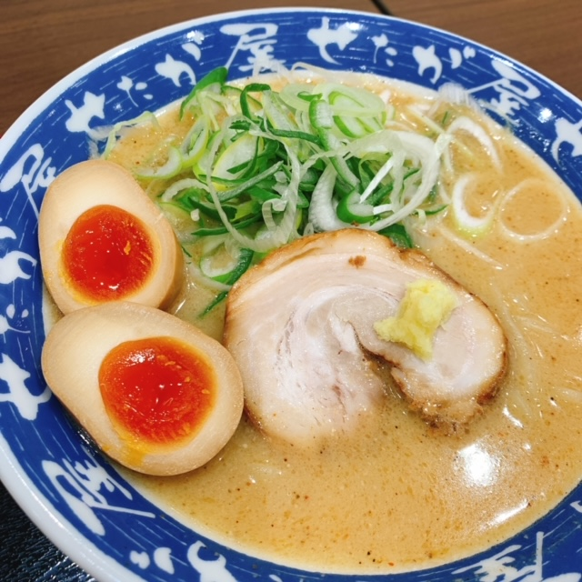 せたが屋_こくみそラーメン（卵のせ）.bmp