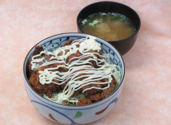 鶏唐揚げマヨかけ丼.jpg