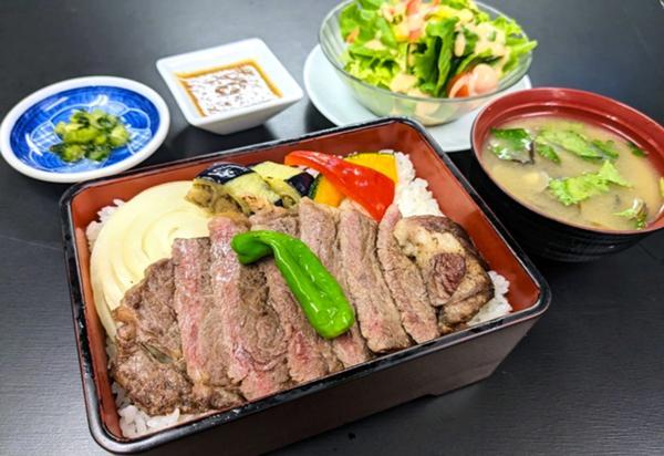 第2位「サーロインステーキ重-日光高原牛-」のイメージ画像