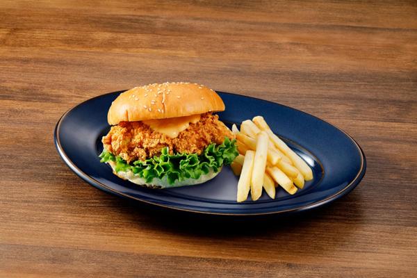 第1位「チキンバーガー＆ポテト　1,300円」のイメージ画像