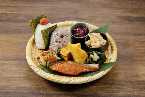 第2位「おにぎり de プレート　1,880円」のイメージ画像