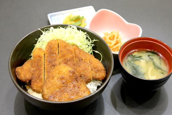 ソースカツ丼【加工済み】.jpg