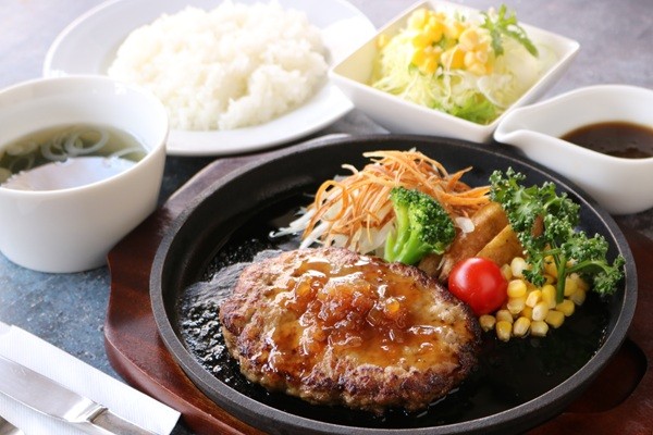 第3位「県産豚鉄板焼肉セット」のイメージ画像