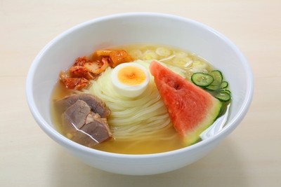 盛岡冷麺調理画像_1583394008173_400.jpg
