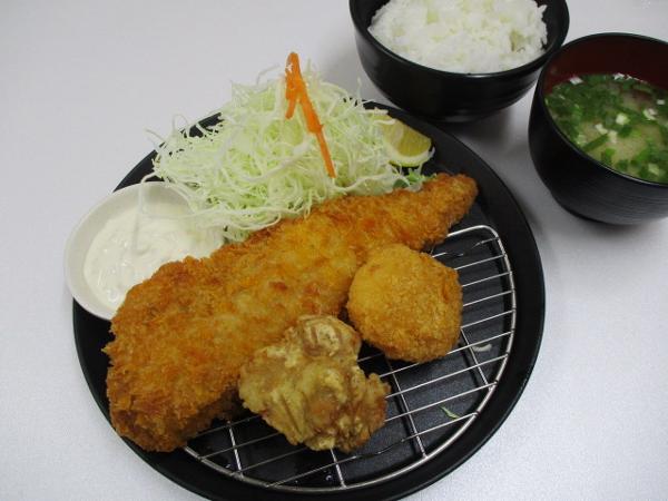 第1位「ミックスフライ定食」のイメージ画像