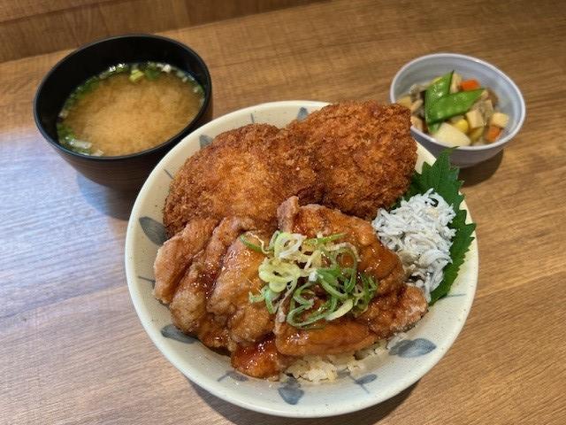 新潟まんぷく丼.jpg