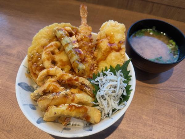 第3位「どどんと天丼」のイメージ画像