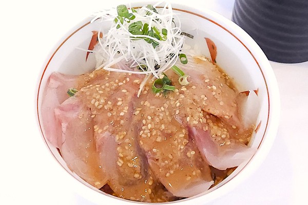 真鯛のごまダレ丼のイメージ画像