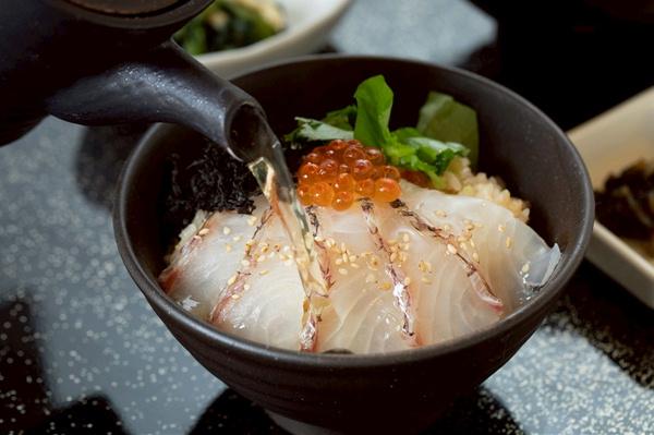 第1位「鯛飯鯛茶漬け」のイメージ画像