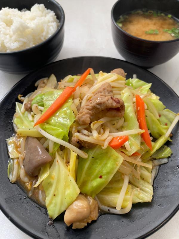第3位「もつ炒め定食」のイメージ画像