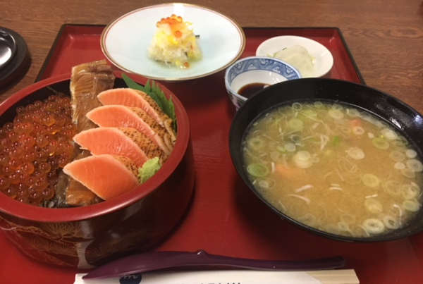 鮭の親子丼.png