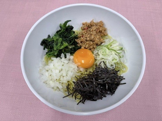 豚アブラまぜそば.jpg
