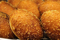 第2位「カレーパン」のイメージ画像