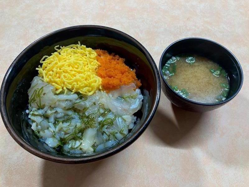 第2位「ぶっかけひらめ丼」のイメージ画像