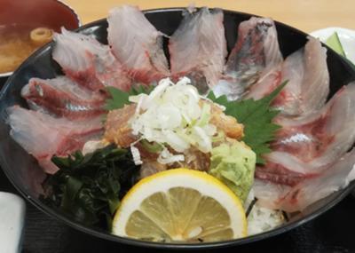 あじ華丼.jpg