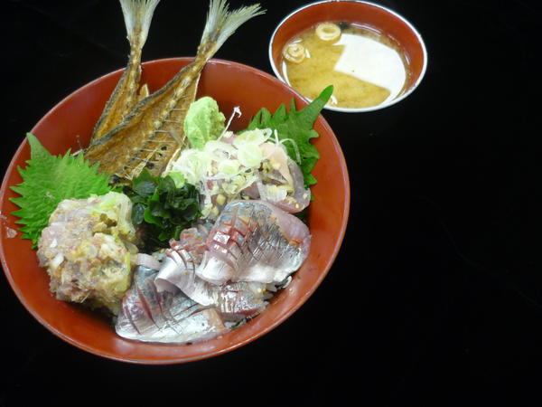アジ三昧丼.JPG