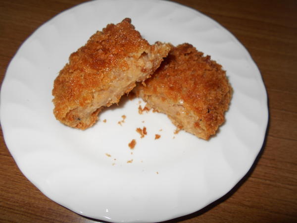 東松山味噌コロッケ断面.JPG