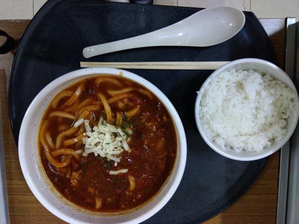 トマトカレーうどん　追い飯付き.jpg