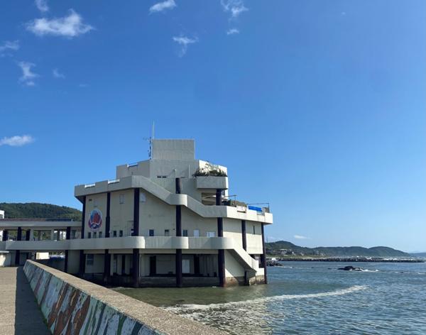 ブログ使用実際のサイズ寺泊水族館①（外観）.jpg