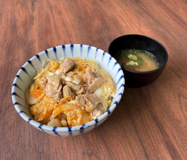 第2位「信州福味鶏親子丼」のイメージ画像