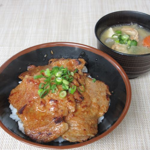 第1位「こだわりの味噌漬け豚丼豚汁セット」のイメージ画像