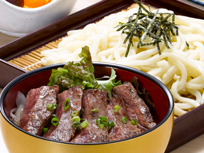 金の小丼と冷し地粉うどん