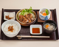 和豚もちぶた生姜焼き定食