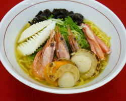 海鮮塩ラーメン