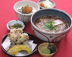 安比舞茸 天そばセット