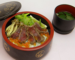 秋の前沢牛スタミナ丼