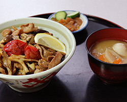 きのこ豚丼