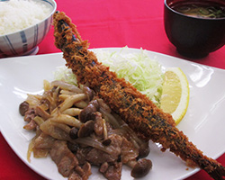 さんま１本まるごとフライ定食