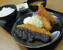 白金豚の味噌カツ定食