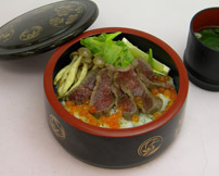 秋の前沢牛スタミナ丼