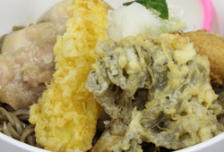秋味天ぷらの鶏しぐれそば(うどん)
