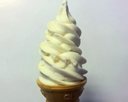 白桃ソフトアイス